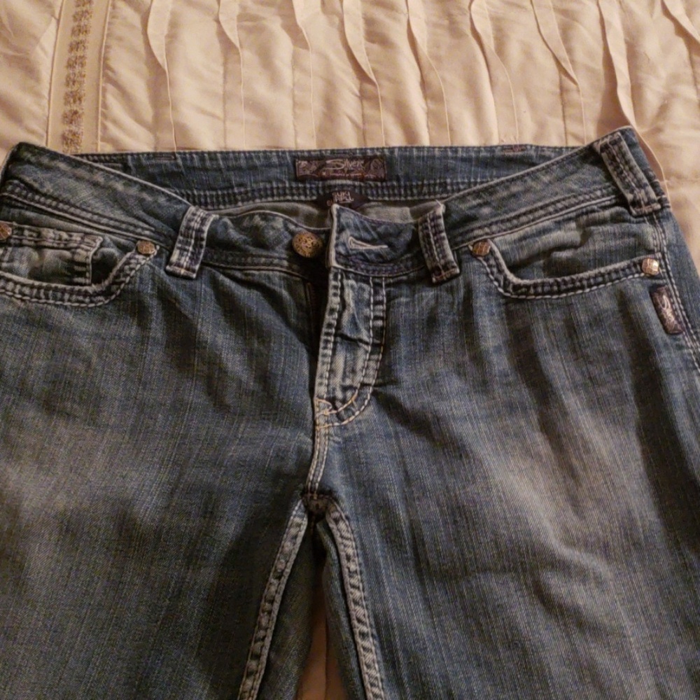 Silver Jeans - Picture 3 of 3